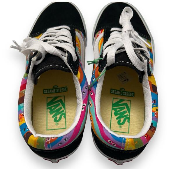 NEW Vans X Sesame Street Old Skool Womens Size 7 Limited Edition! - Picture 7 of 11